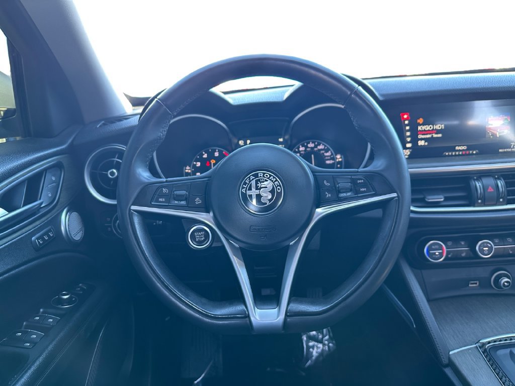 Used 2018 Alfa Romeo Stelvio Ti AWD/4WD image 27