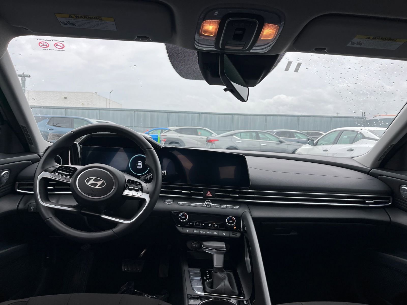 Used 2025 Hyundai Elantra SEL image 34