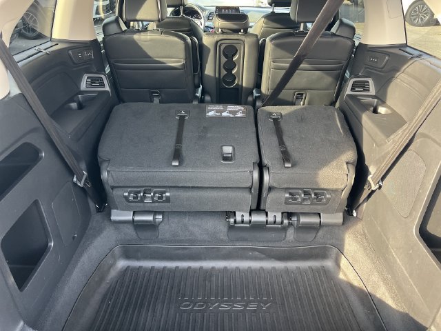 Used 2025 Honda Odyssey Touring image 34