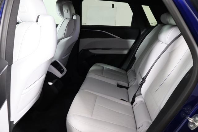 Used 2024 Cadillac Lyriq Sport RWD image 16