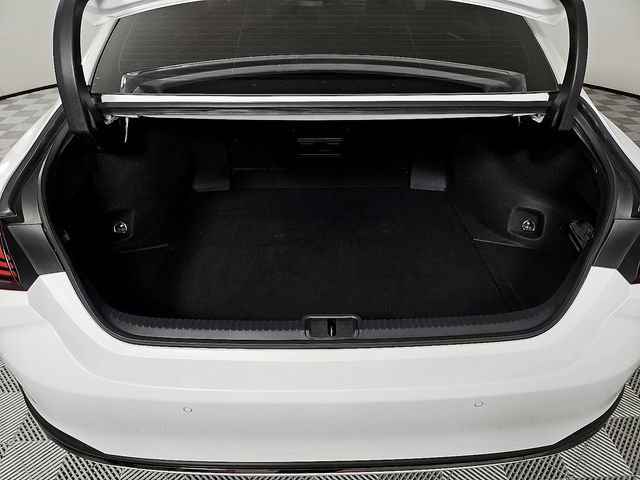 Certified 2022 Lexus ES 300h F Sport image 33