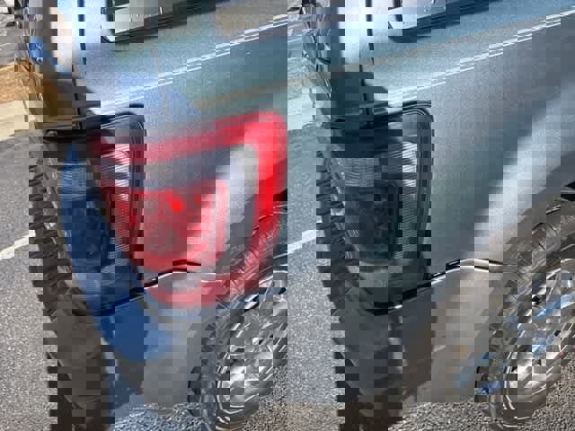 Used 2010 Ford Escape Limited image 10