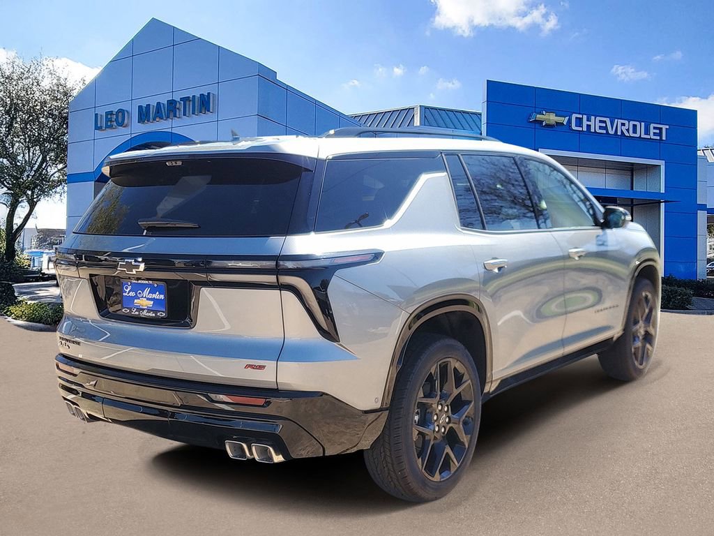 New 2026 Chevrolet Traverse RS w/ LPO, Floor Liner Package image 3