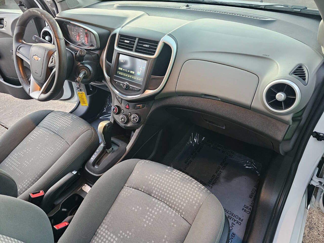 Used 2017 Chevrolet Sonic LT image 20