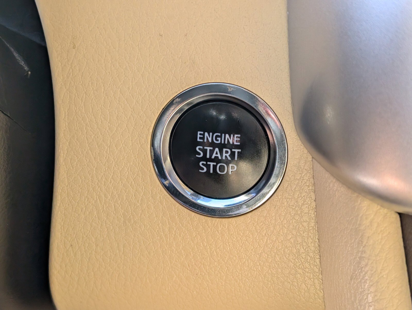 Used 2018 Toyota Highlander XLE image 30