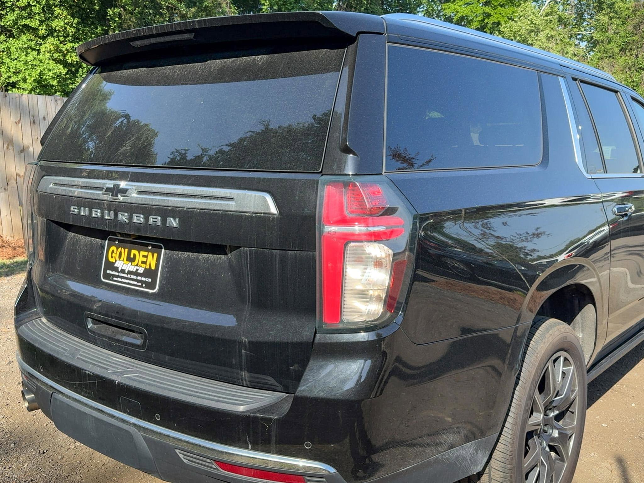 Used 2021 Chevrolet Suburban High Country w/ Premium Package AWD/4WD image 9
