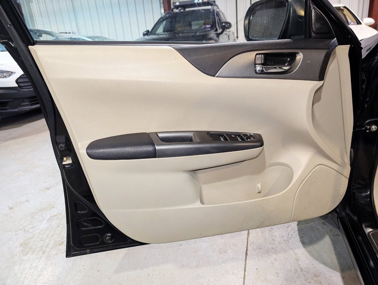 Used 2011 Subaru Impreza 2.5i Premium w/ PWR Moonroof Value Pkg image 12