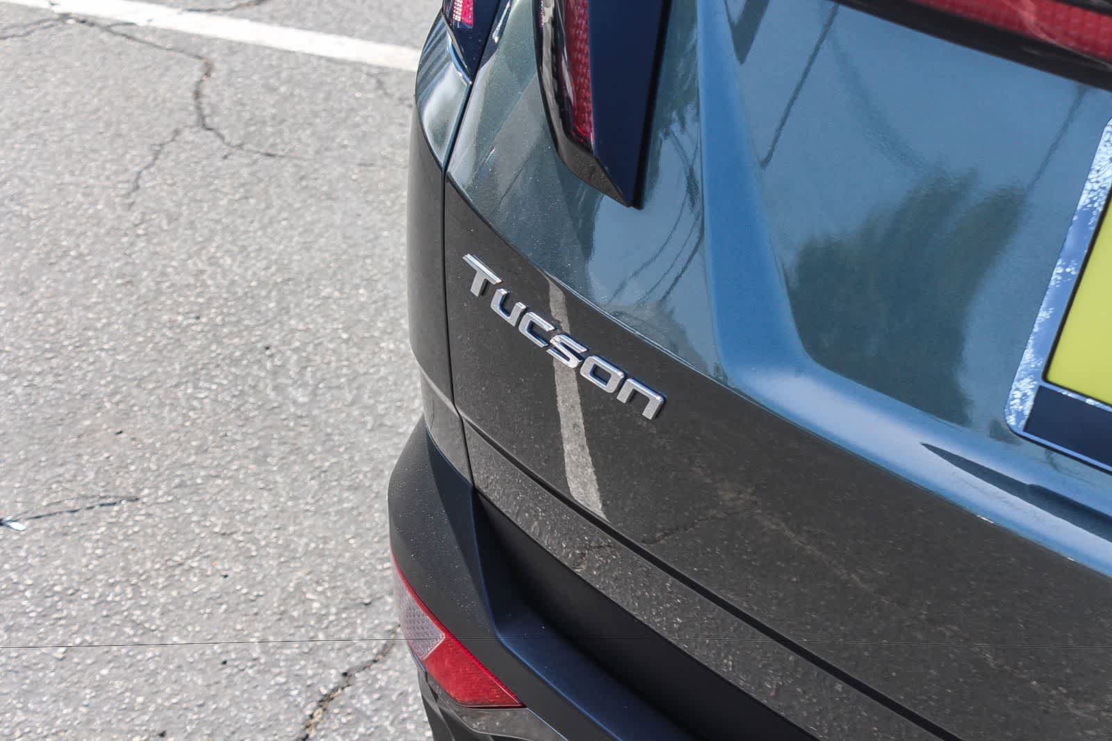 Certified 2023 Hyundai Tucson Limited AWD/4WD image 9