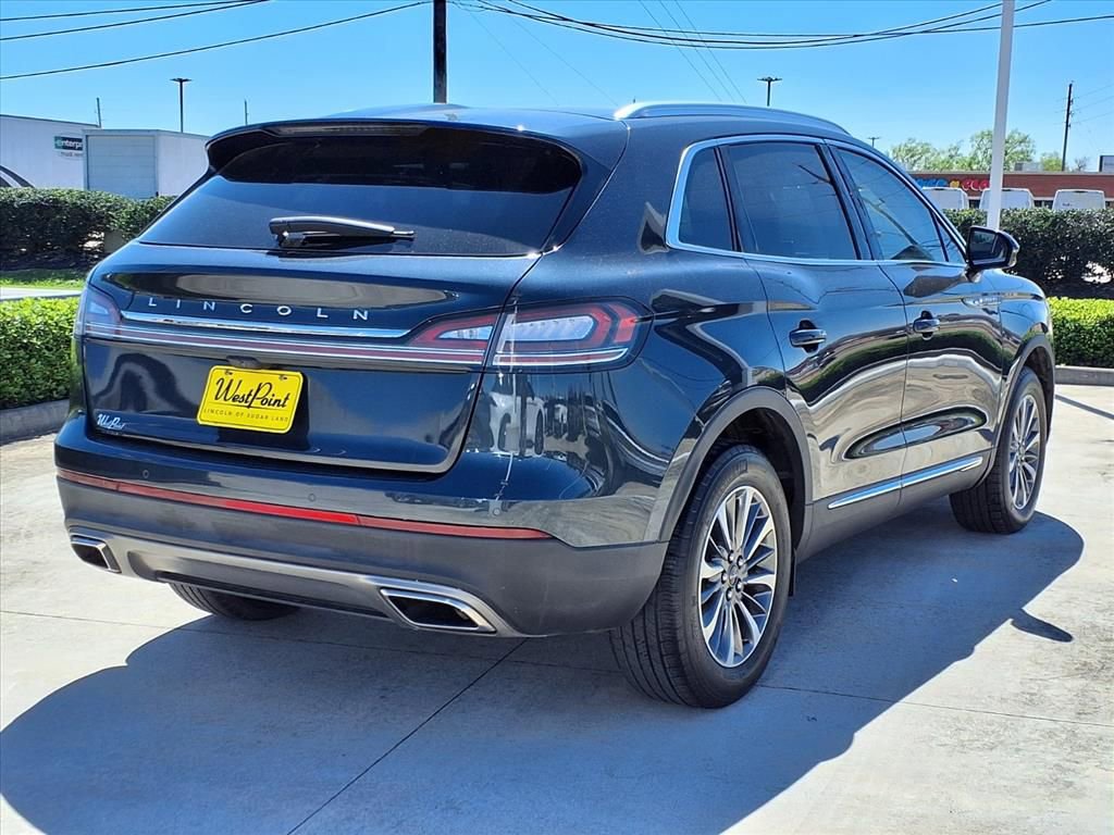 Used 2023 Lincoln Nautilus Reserve w/ Luxury Package image 2