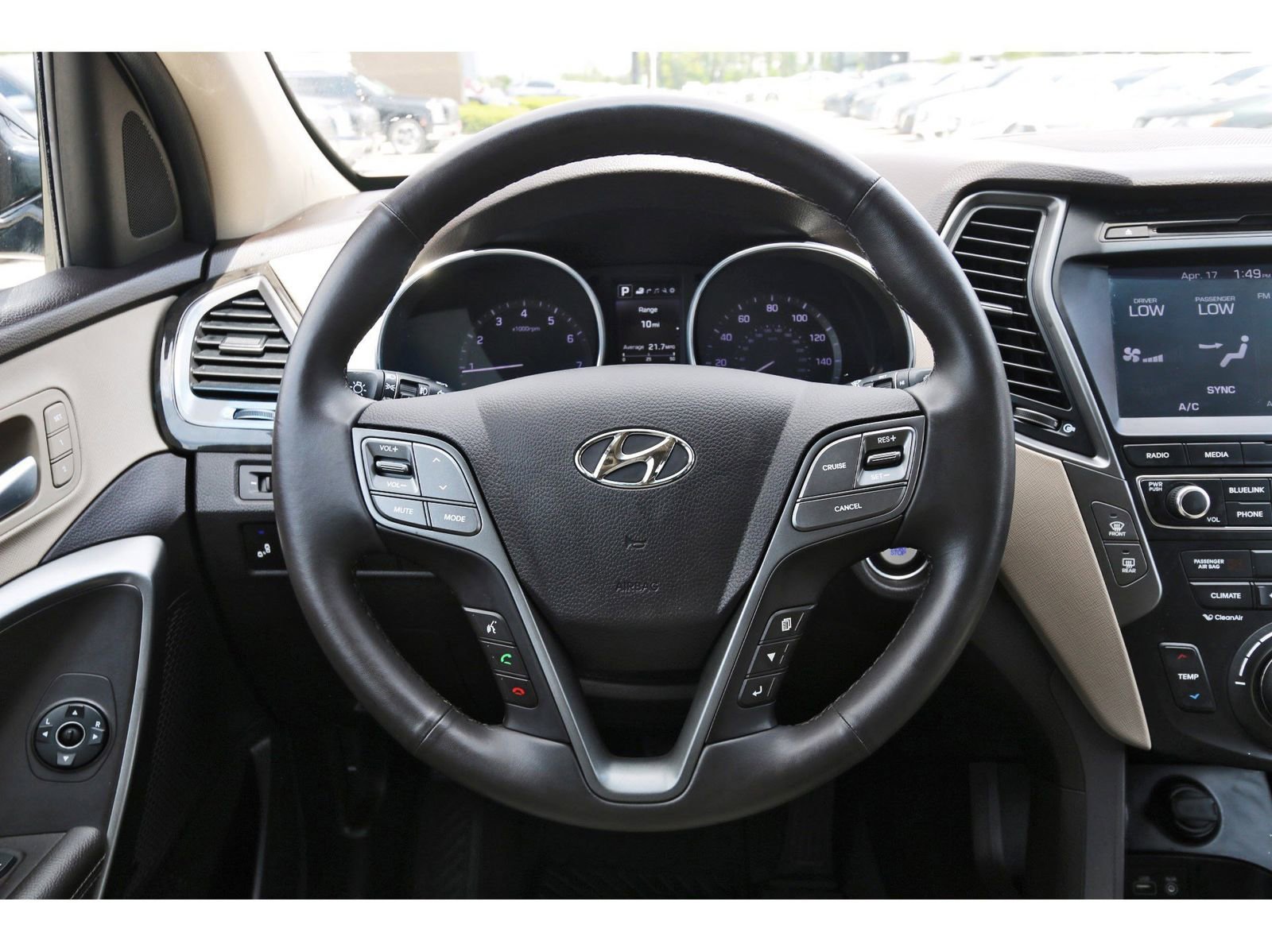 Used 2017 Hyundai Santa Fe Sport image 16