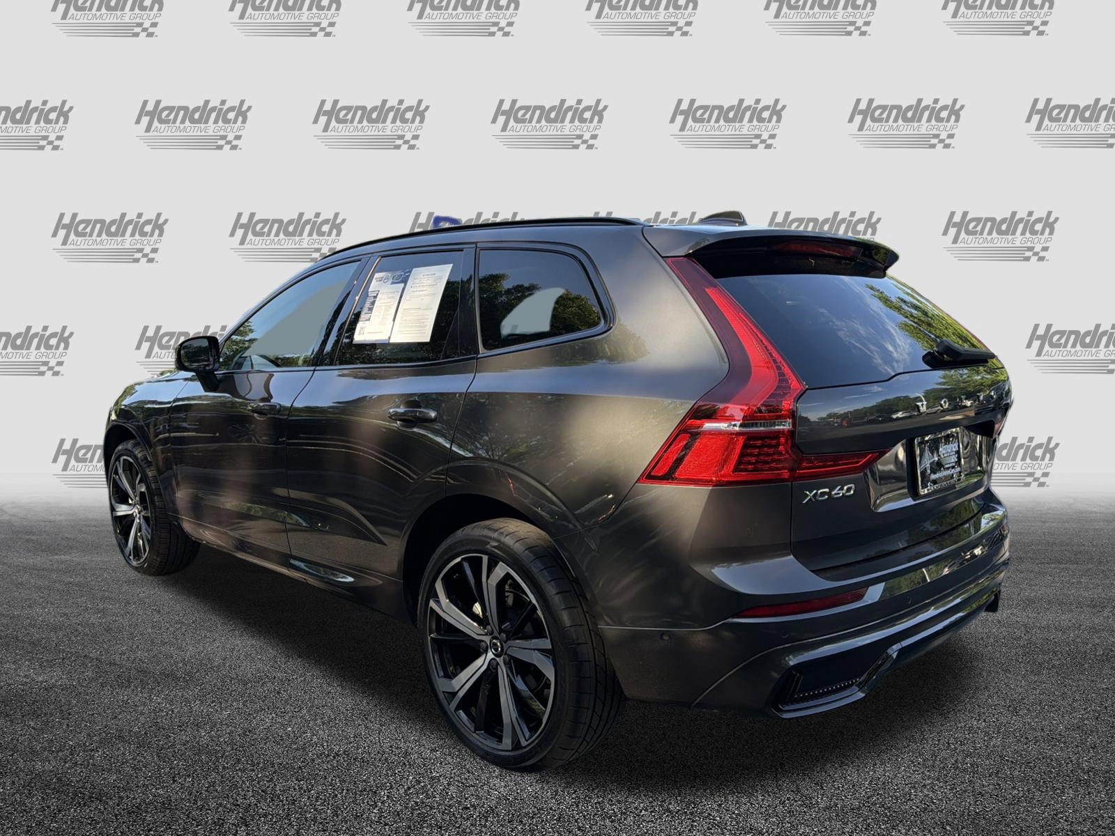 Certified 2023 Volvo XC60 B5 Ultimate image 8