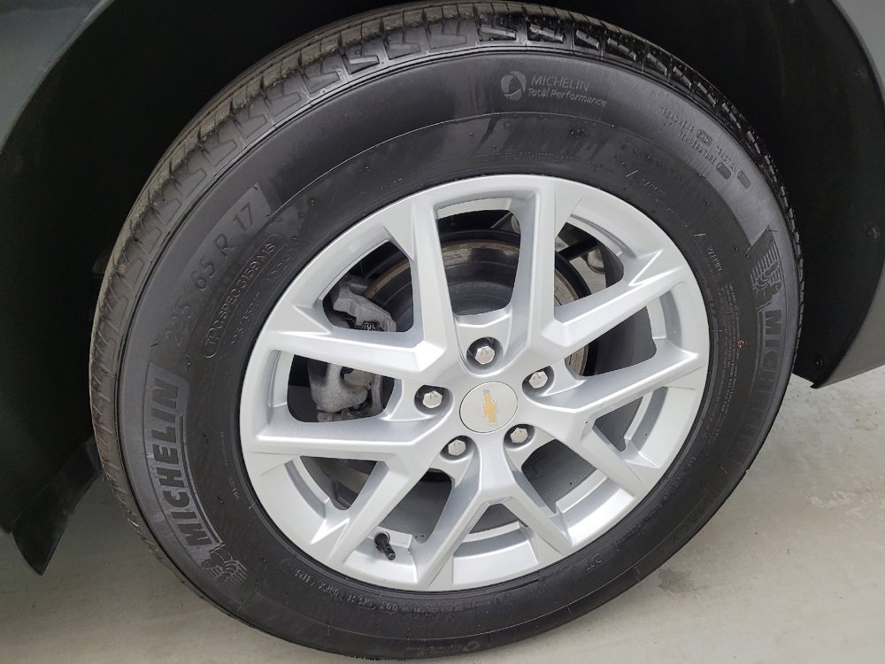 Used 2024 Chevrolet Equinox LT FWD image 31