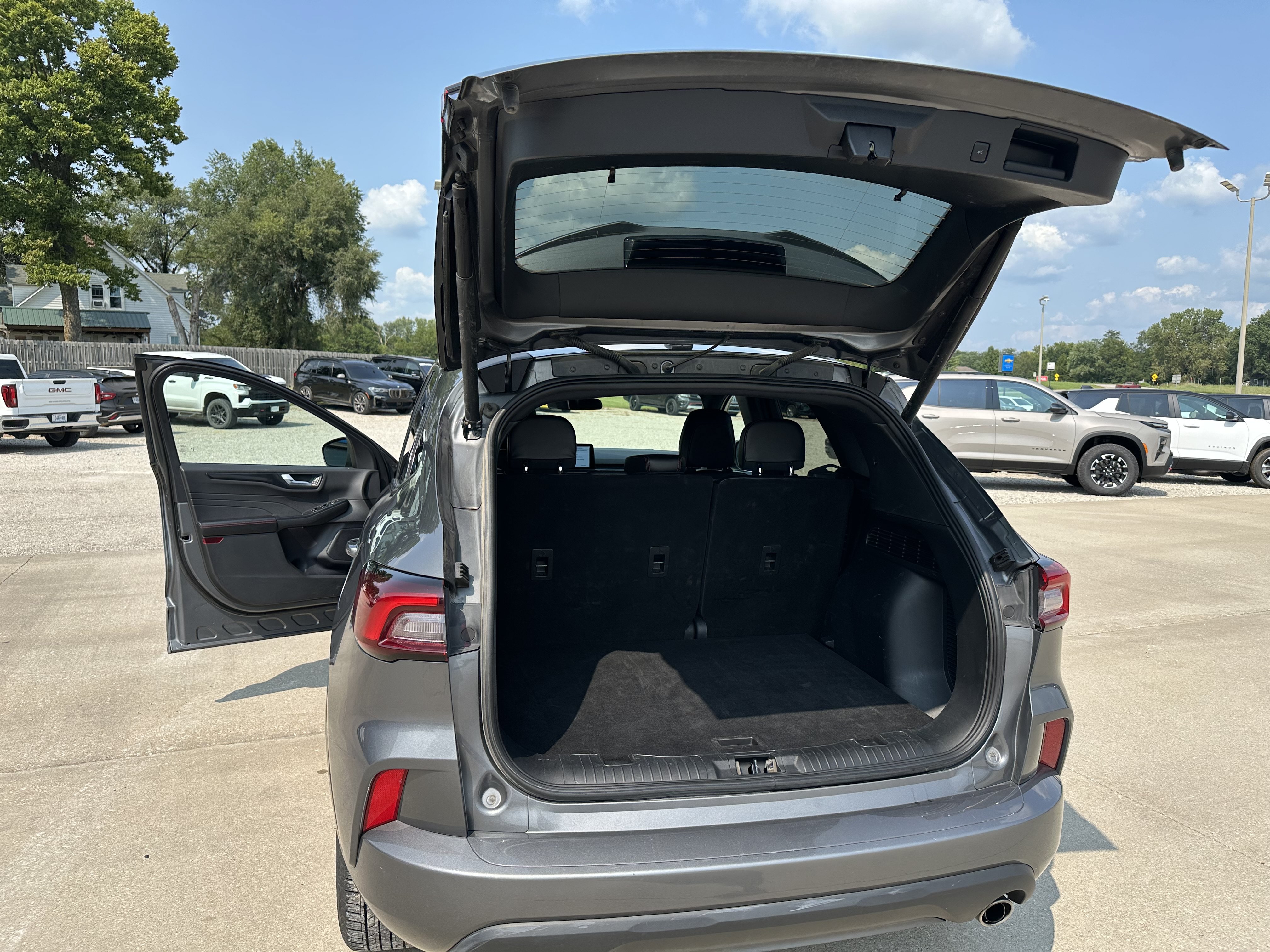 Used 2024 Ford Escape ST-Line AWD/4WD image 19