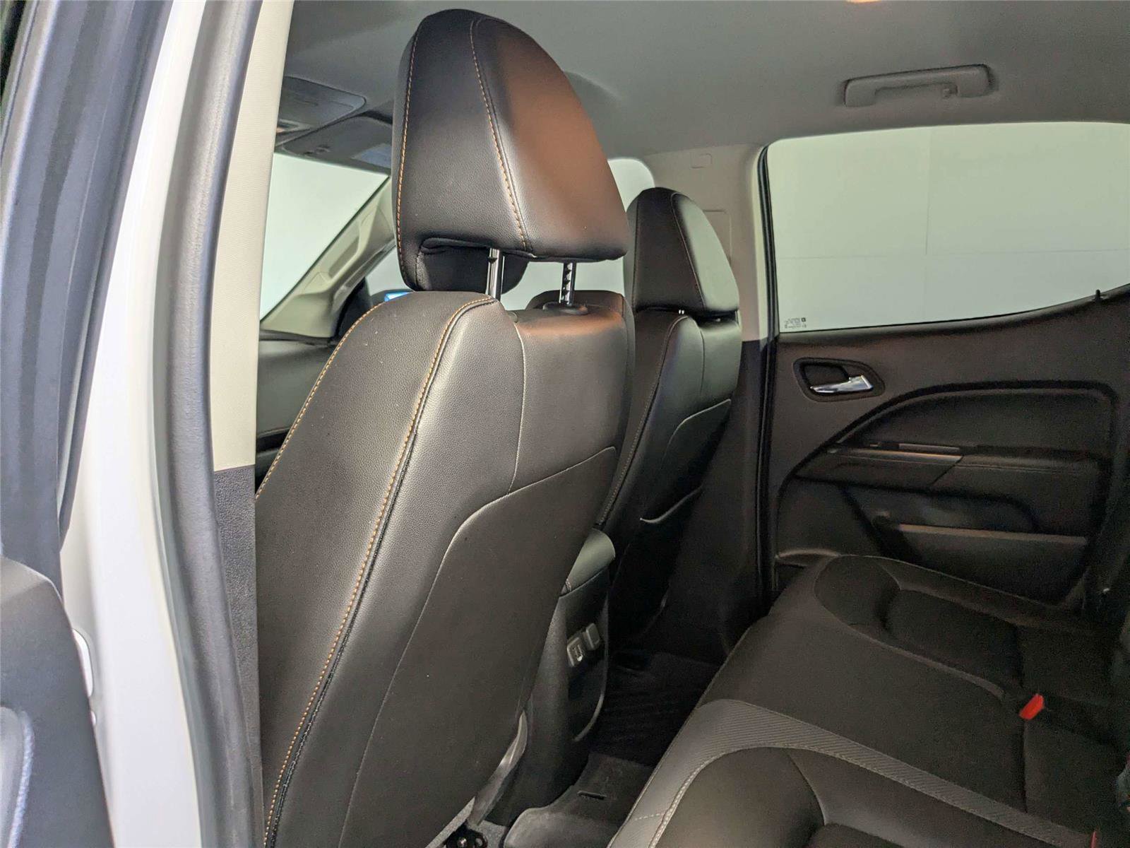 Used 2022 GMC Canyon AT4 AWD/4WD image 37