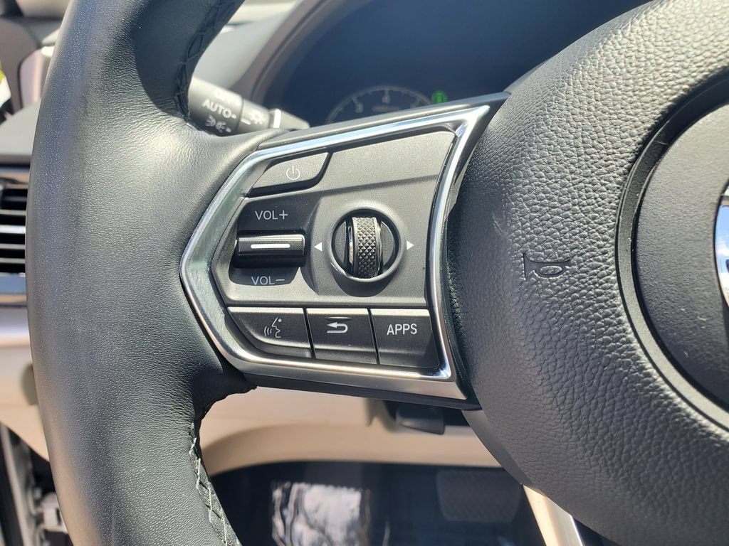 Used 2025 Acura RDX w/ Technology Package AWD/4WD image 25