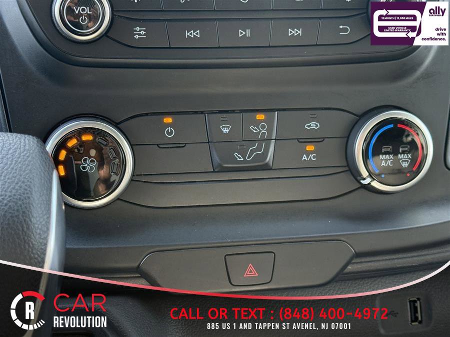 Used 2023 Ford Transit 250 Medium Roof image 15