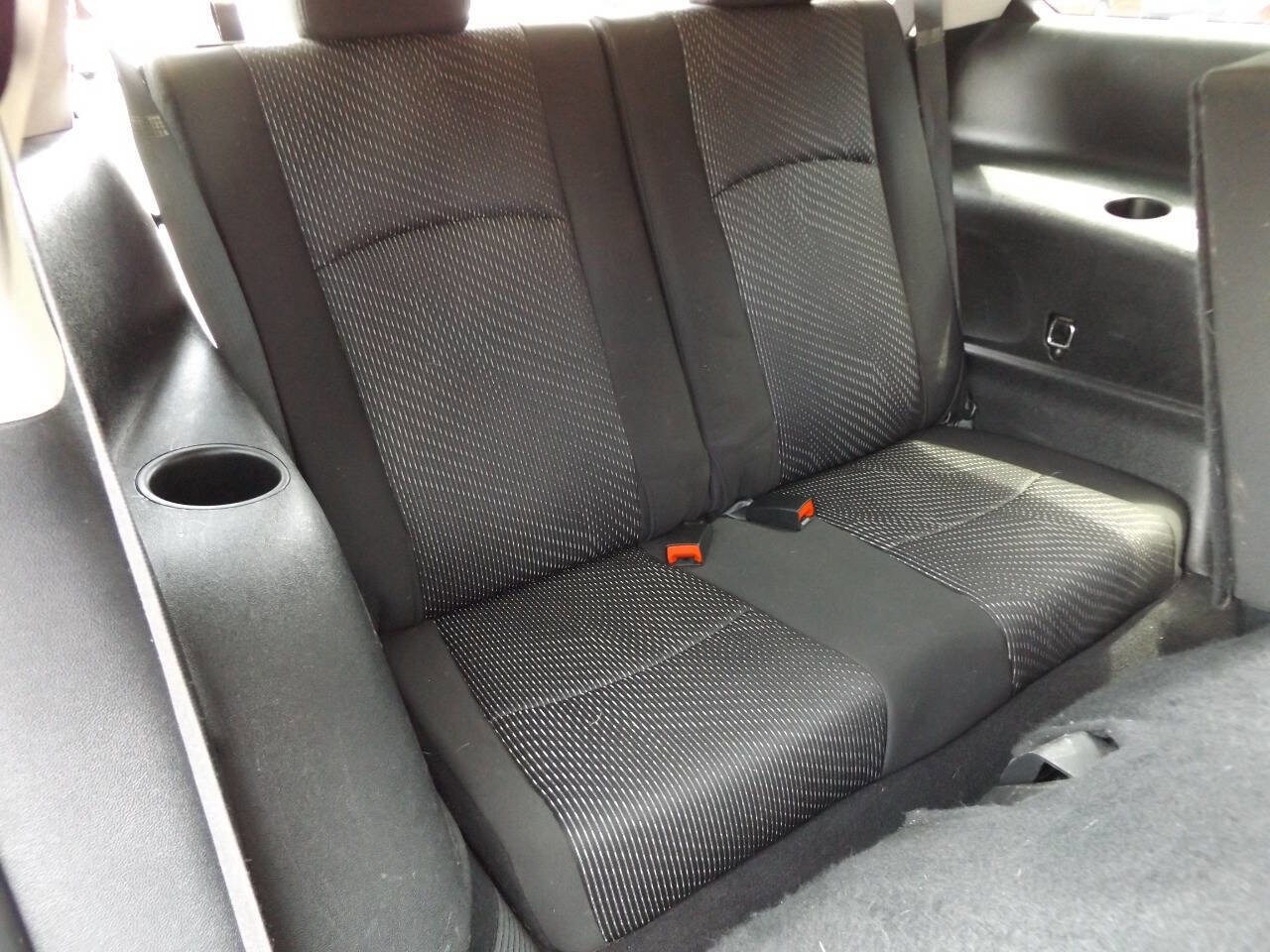 Used 2014 Dodge Journey SXT w/ Flexible Seating Group image 26