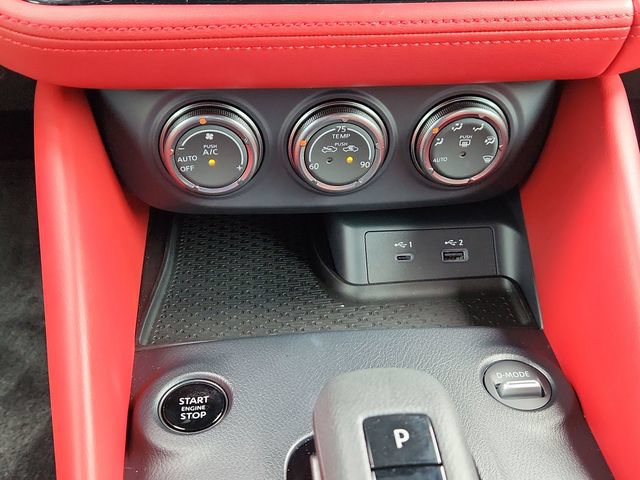 Used 2024 Nissan Z Performance w/ Floor Mat Package RWD image 41