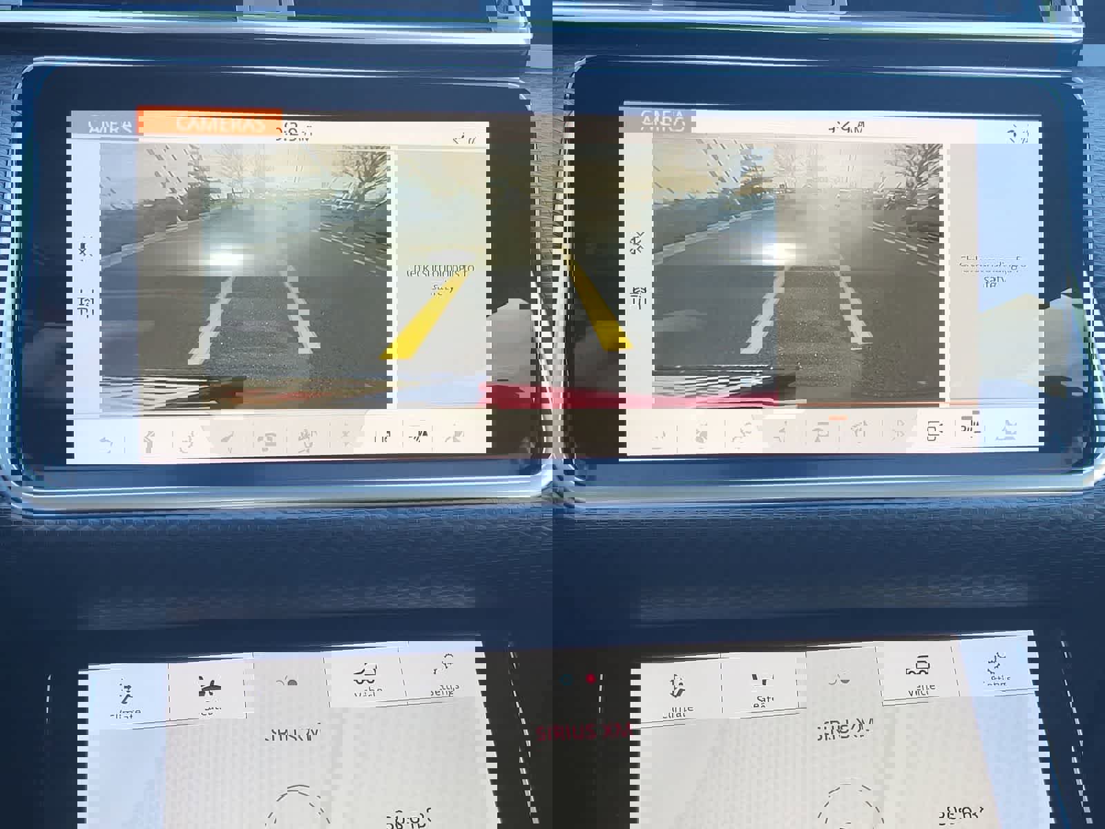 Used 2020 Land Rover Range Rover Velar R-Dynamic S image 22