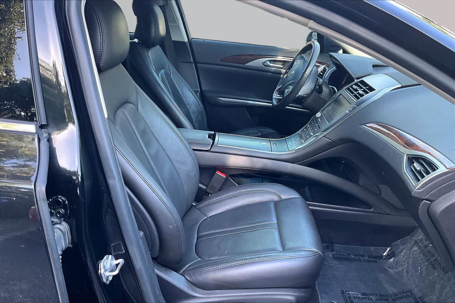 Used 2014 Lincoln MKZ FWD image 8