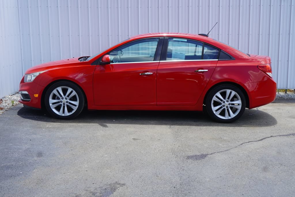 Used 2016 Chevrolet Cruze LTZ FWD image 3