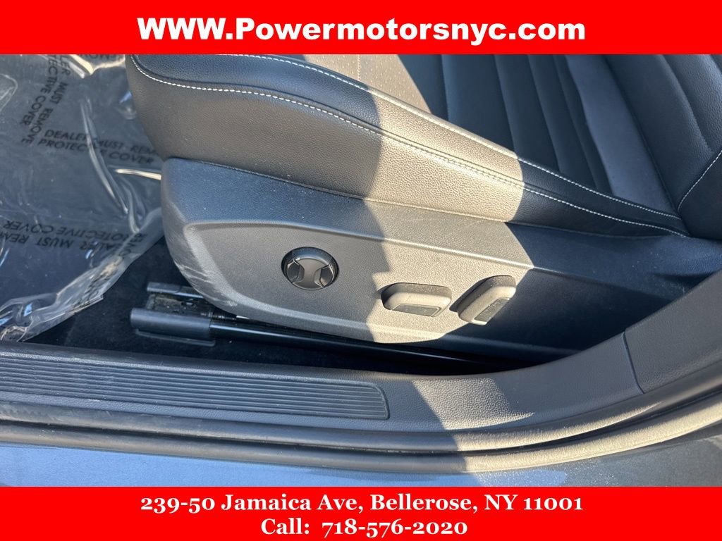 Used 2022 Volkswagen Jetta SE image 30