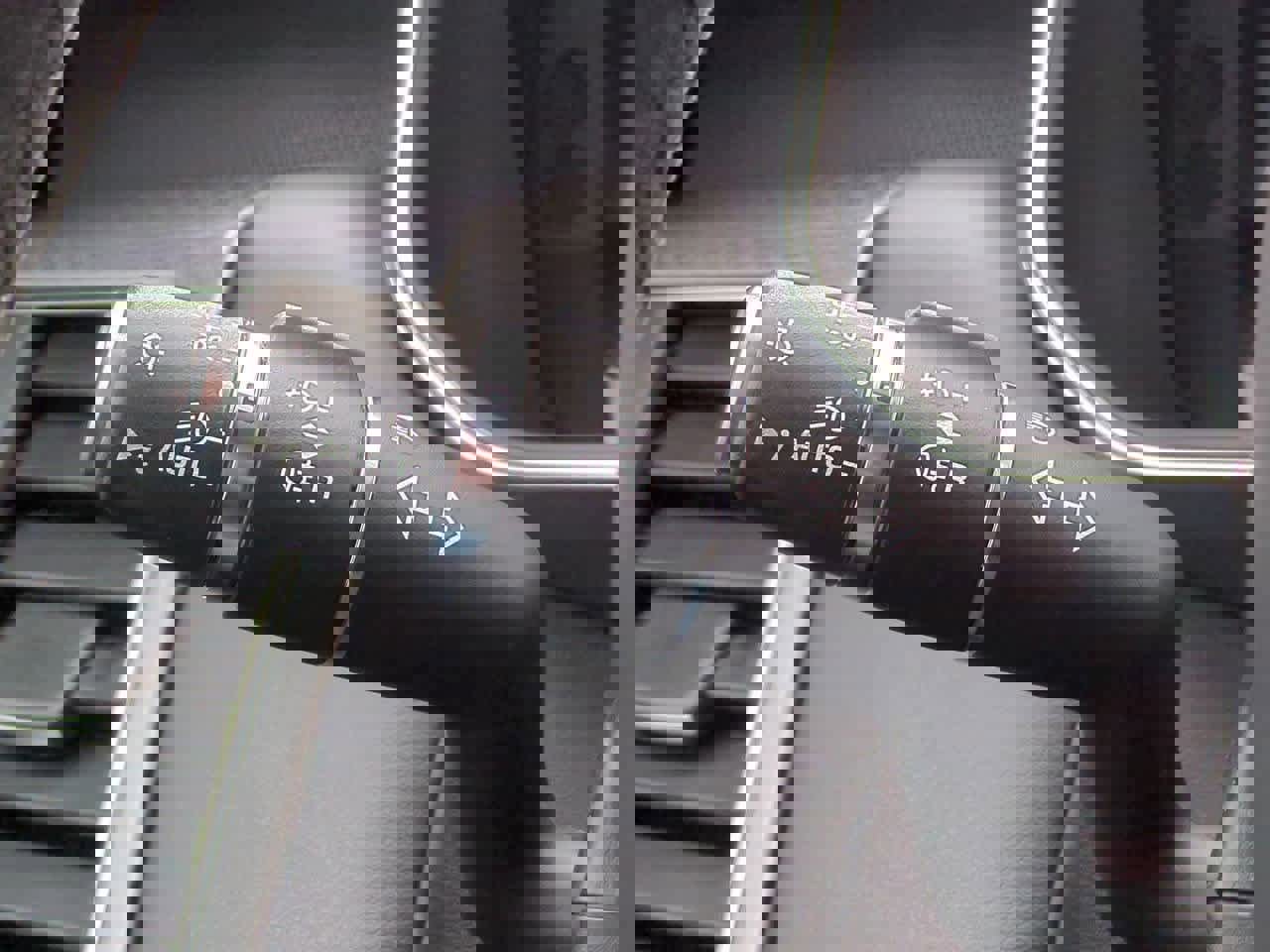 Used 2021 Land Rover Range Rover Sport HST image 27