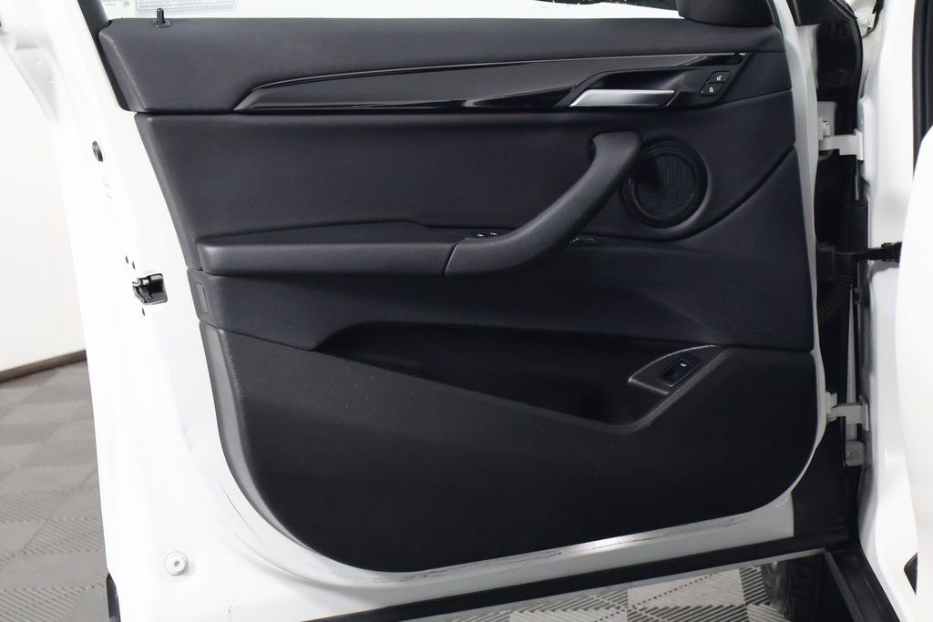 Used 2022 BMW X2 sDrive28i w/ Convenience Package image 12