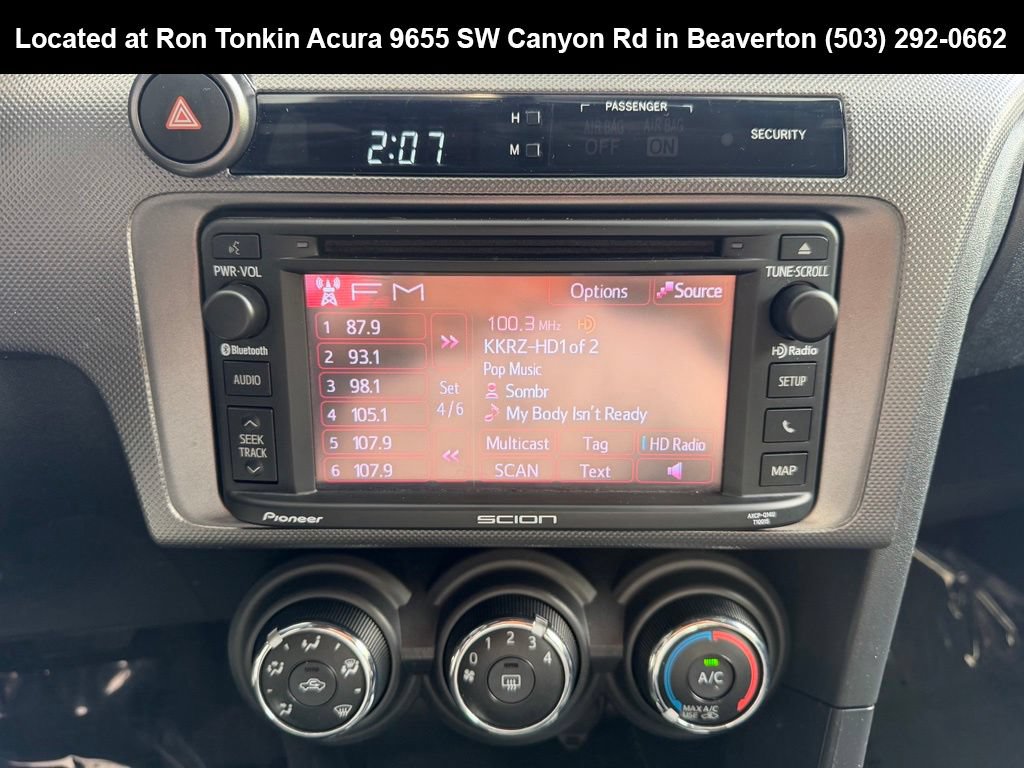 Used 2015 Scion tC FWD image 20