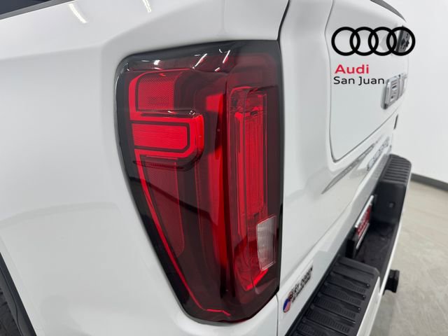 Used 2022 GMC Sierra 1500 AT4 w/ AT4 Premium Package image 13