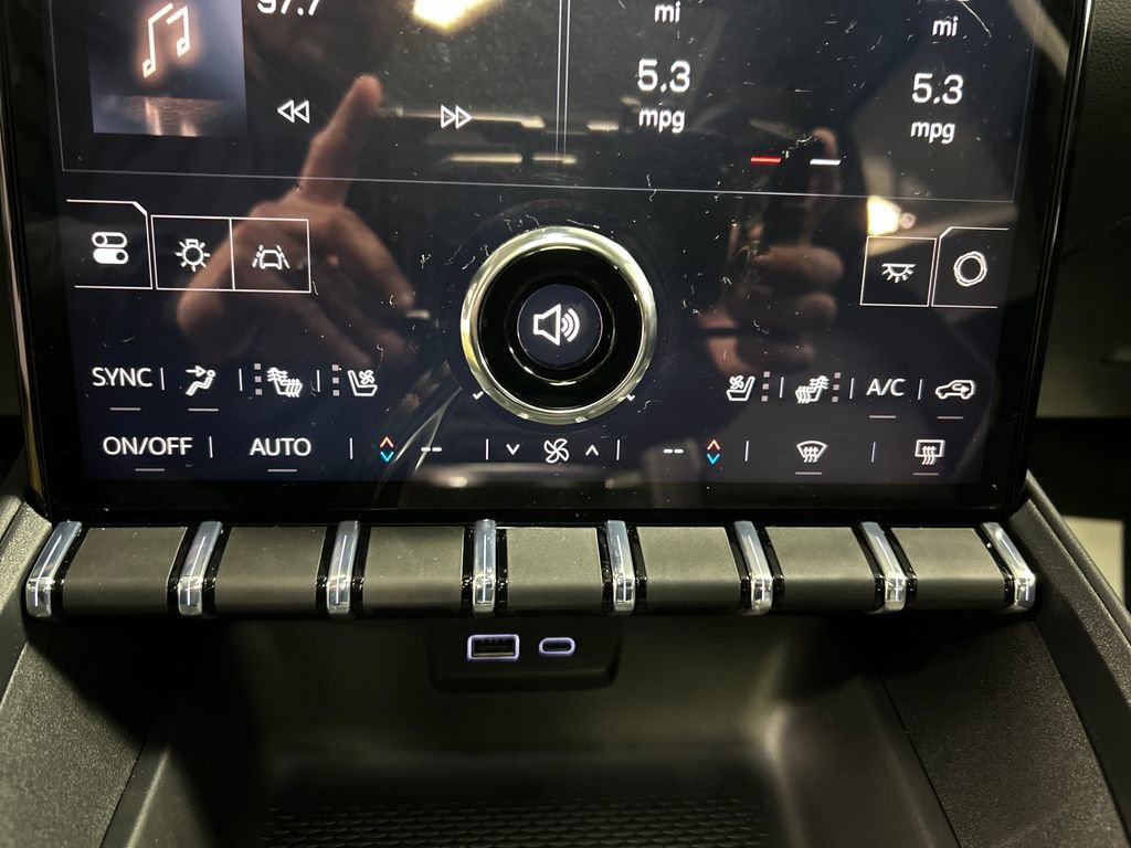 New 2026 GMC Terrain Denali image 17