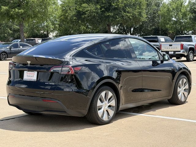 Used 2023 Tesla Model Y Long Range AWD/4WD image 4