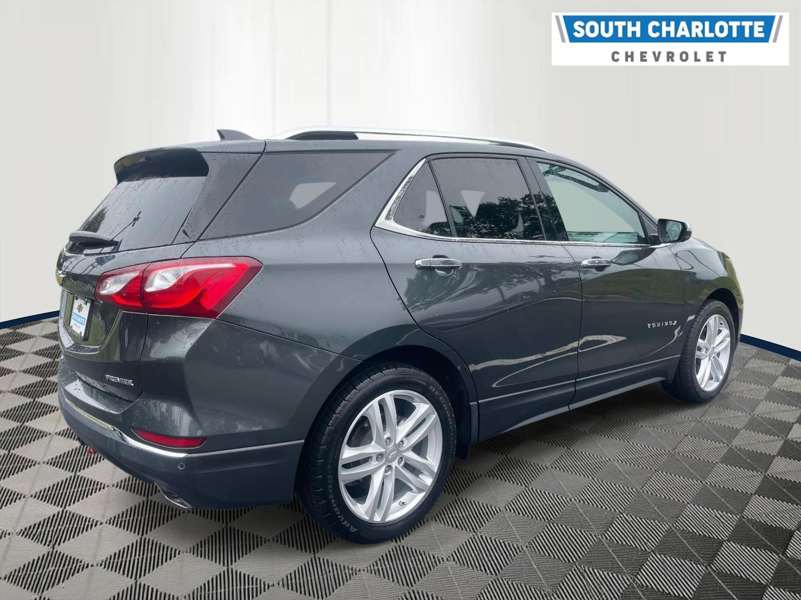 Used 2020 Chevrolet Equinox Premier FWD image 4