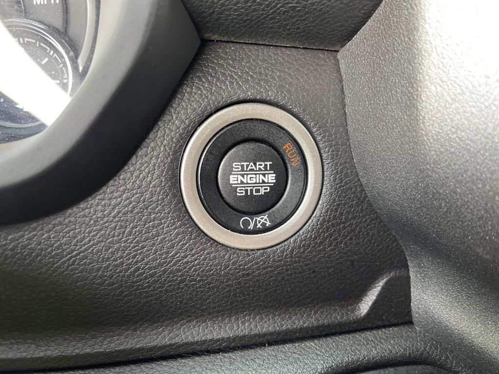 Used 2024 RAM 2500 Tradesman w/ Chrome Appearance Group image 34