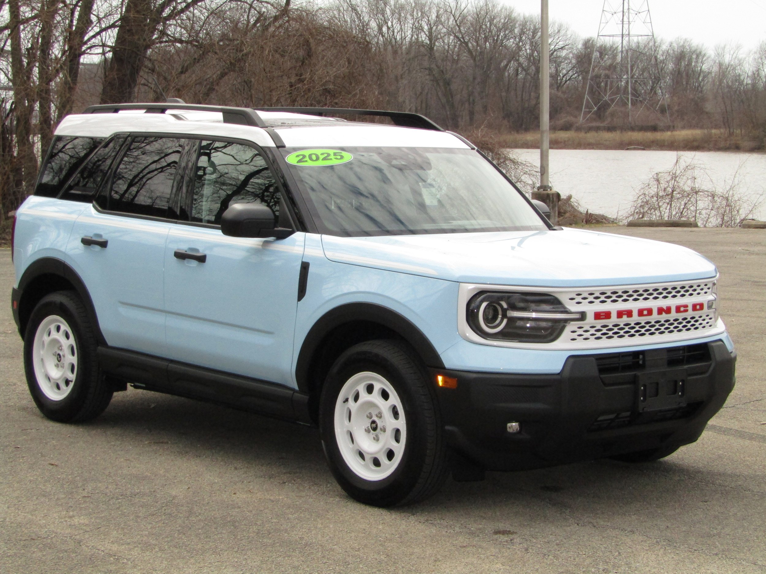 Used 2025 Ford Bronco Sport Heritage w/ Convenience Package AWD/4WD image 6