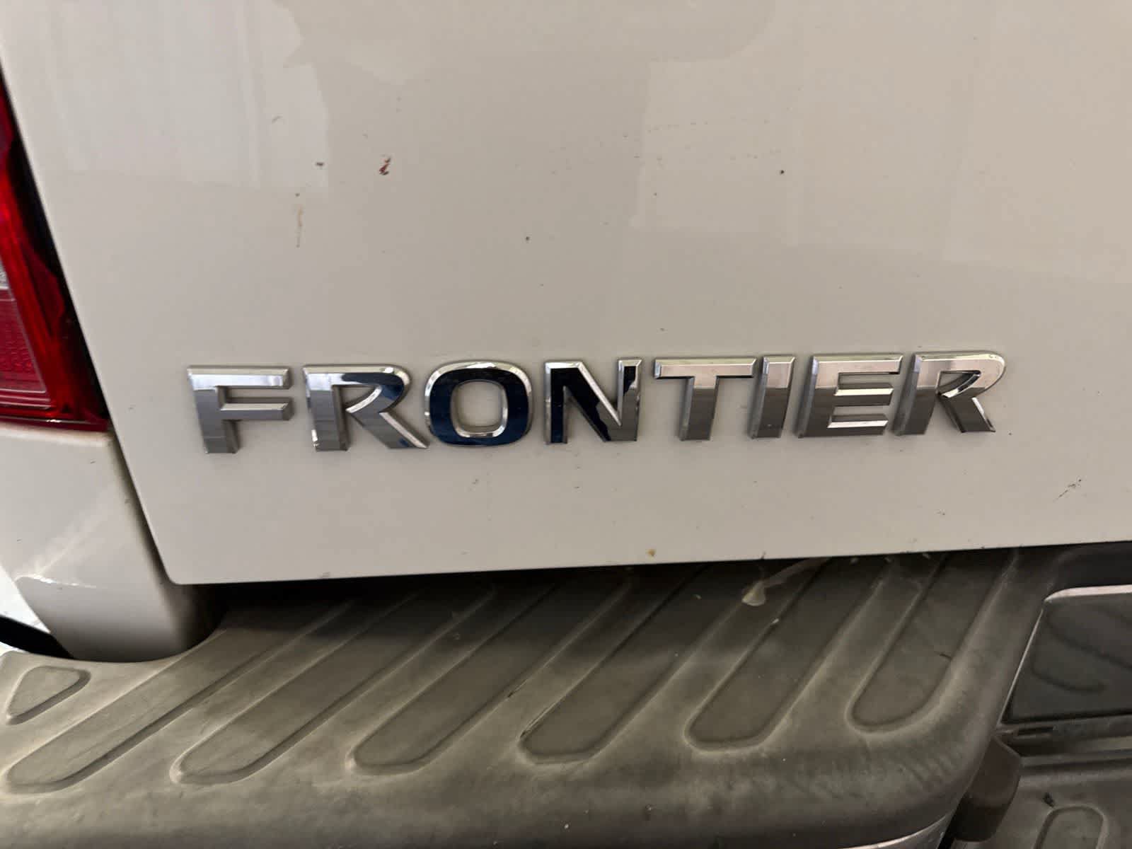 Used 2020 Nissan Frontier SV AWD/4WD image 13