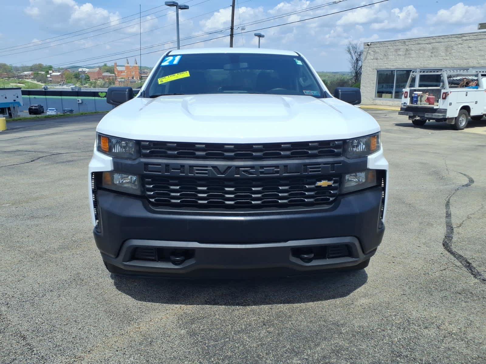 Used 2021 Chevrolet Silverado 1500 W/T w/ WT Value Package AWD/4WD image 2