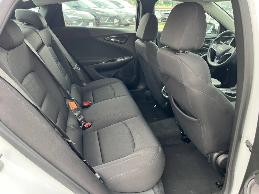 Used 2024 Chevrolet Malibu LT FWD image 33