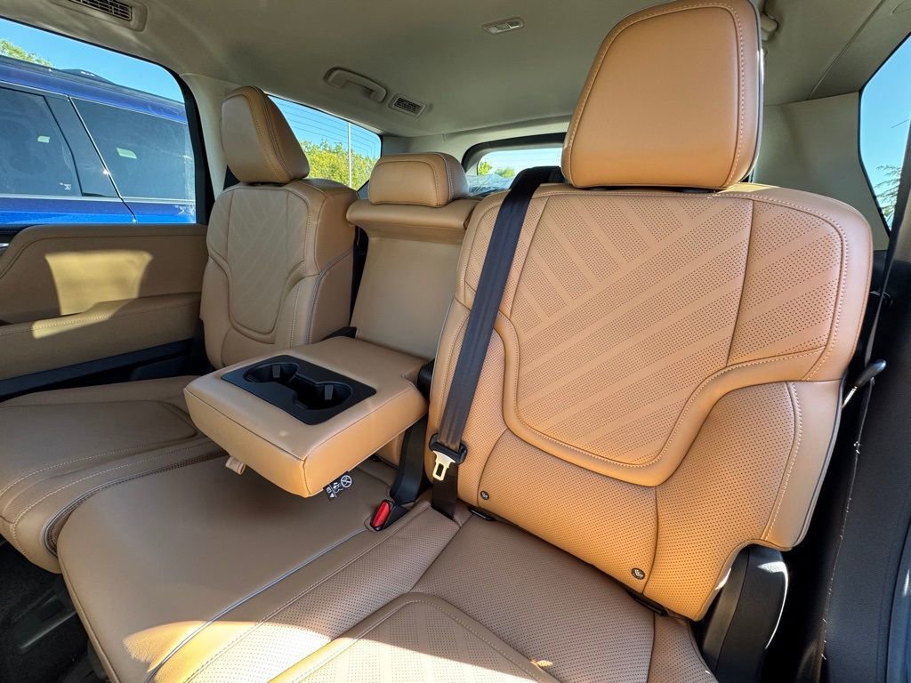Certified 2026 INFINITI QX80 Luxe w/ Cargo Package image 22