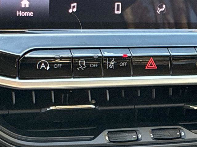 Certified 2022 Jeep Compass Latitude image 28