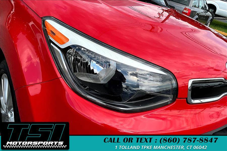 Used 2015 Kia Soul + image 29