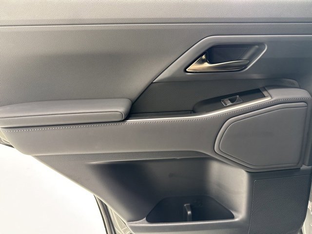 Used 2025 Lexus GX 550 w/ Cold Area Package image 44