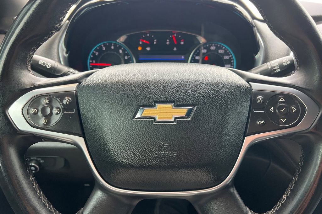 Used 2023 Chevrolet Traverse LT image 29