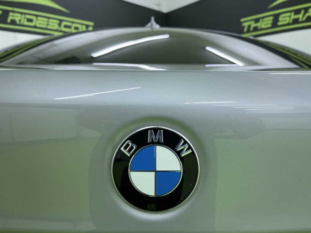 Used 2019 BMW 530e xDrive w/ Convenience Package image 13