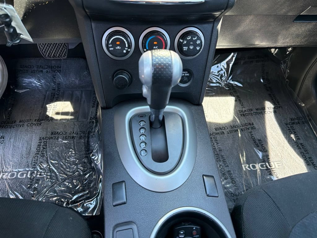 Used 2014 Nissan Rogue S AWD/4WD image 4