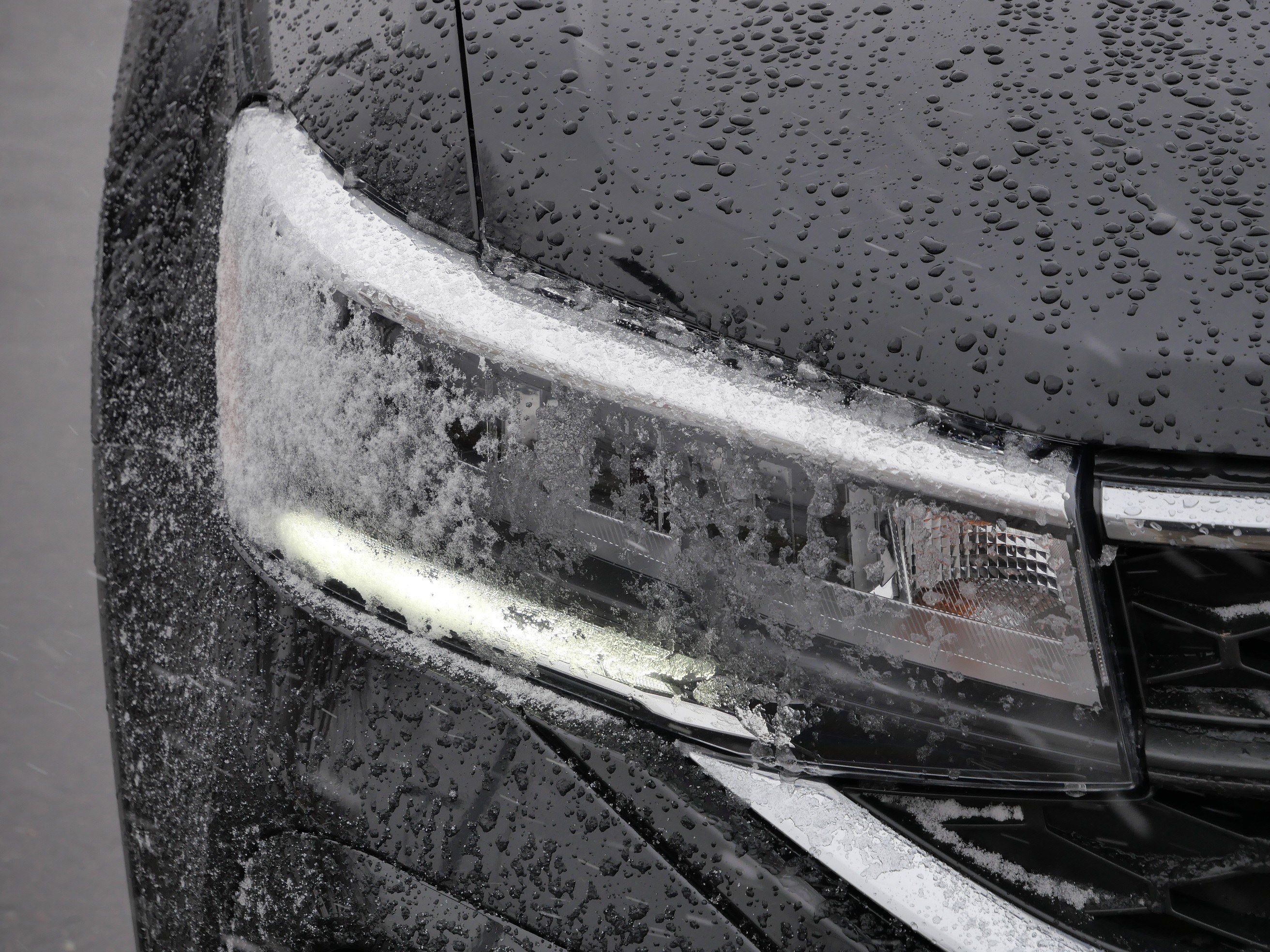 Certified 2022 Volkswagen Taos S image 16