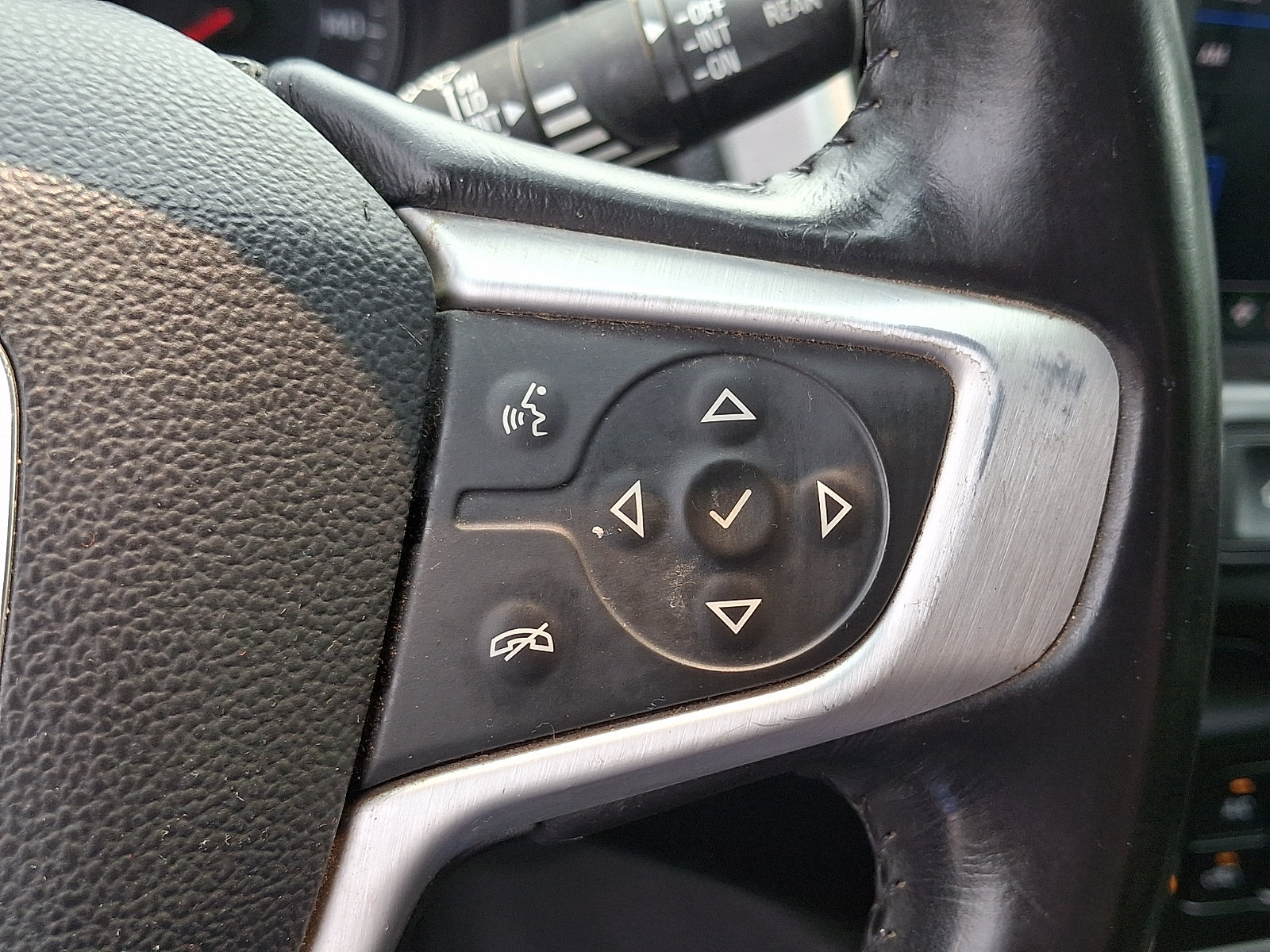 Used 2020 GMC Terrain SLE FWD image 22
