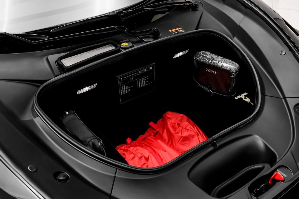 Used 2023 Ferrari F8 Tributo RWD image 63