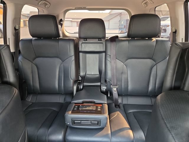 Used 2017 Lexus LX 570 4WD w/ Luxury Package image 31