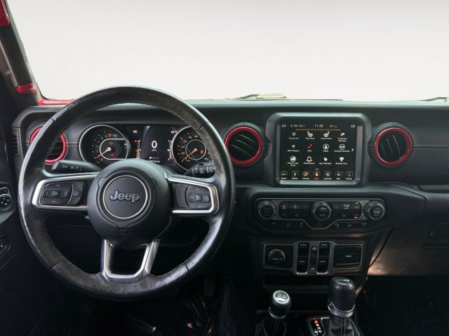 Used 2018 Jeep Wrangler Unlimited Sahara w/ Uconnect 4C Nav & Sound Group AWD/4WD image 6
